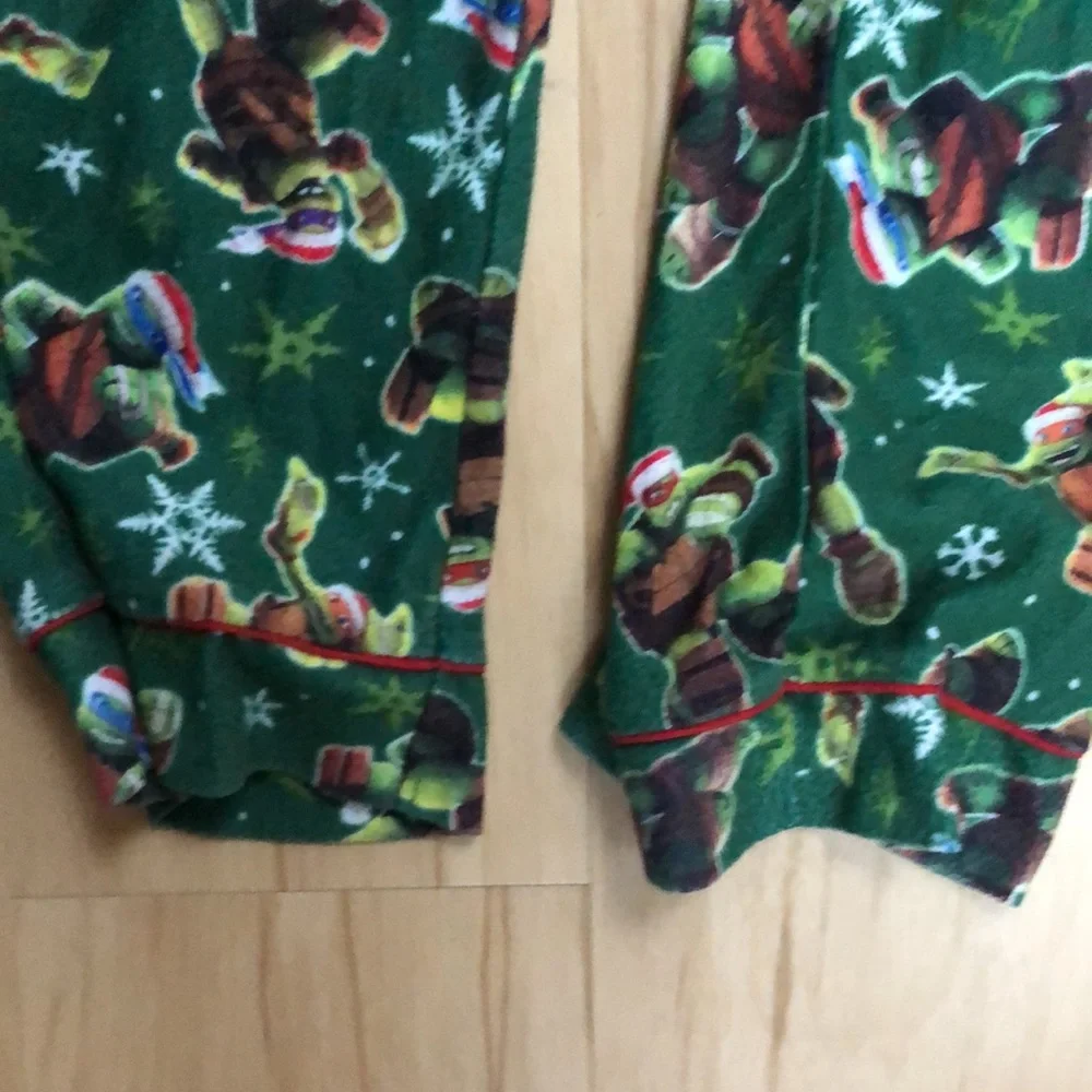 Nickelodeon Santa Ninja‎ Turtles Green Flannel Pajama PJ’s Set Size 8